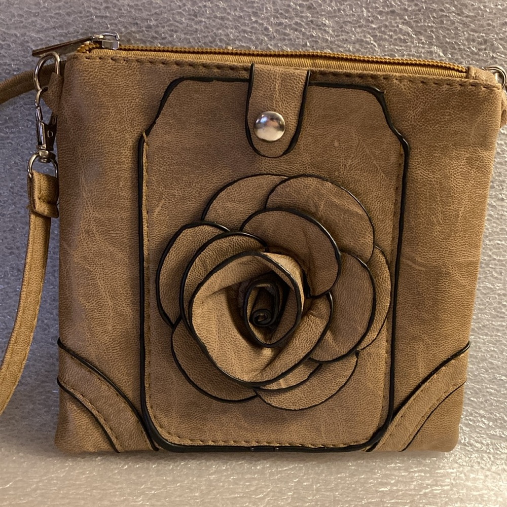 NWOT - Tan Crossbody Zippered Bag Adjustable Strap & Front Floral Design Pocket